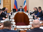 Виталий Хоценко провёл межведомственный штаб по координации строительства в регионе объектов в рамках нацпроектов и госпрограмм