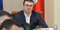 Виталий Хоценко одобрил региональную программу поддержки занятости участников специальной военной операции - Газета Знамя Труда