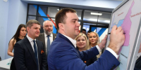 Виталий Хоценко и Роман Карманов торжественно открыли проектный офис Президентского фонда культурных инициатив в Омской области - Газета Знамя Труда