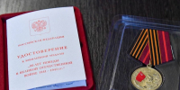 По поручению Виталия Хоценко ветераны Великой Отечественной войны получили выплаты и подарочные наборы ко Дню Победы - Газета Знамя Труда