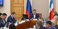 Губернатор Виталий Хоценко поручил обеспечить стопроцентный охват молодёжи программой «Пушкинская карта» - Газета Знамя Труда