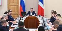 Виталий Хоценко поручил муниципалитетам заранее готовиться к сезону благоустройства общественных пространств - Газета Знамя Труда